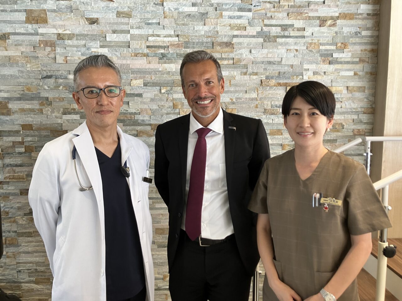 アッヴィ社・社長の表敬訪問を受けました